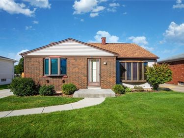 26 Panama Lane , Buffalo, NY 14225