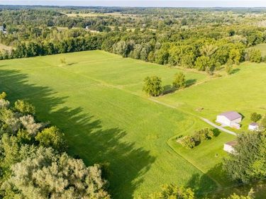 Dewey Road, Shortsville, NY 14548