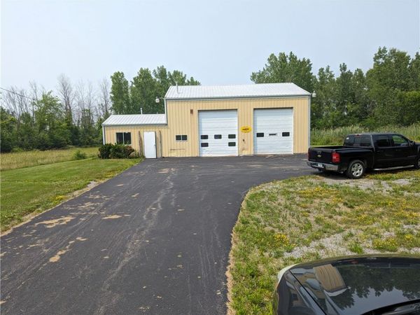 1576 Ridge Road, Webster, NY 14580