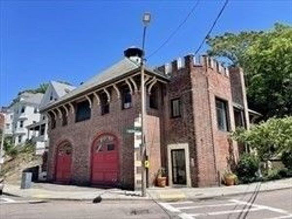 16-18 Walk Hill, Unit 6, Boston, MA 02130