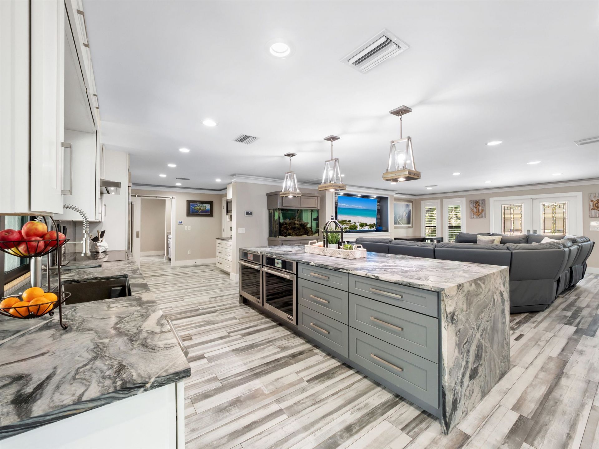 1912 SE 33rd Ter, Cape Coral, FL 33904 Photo