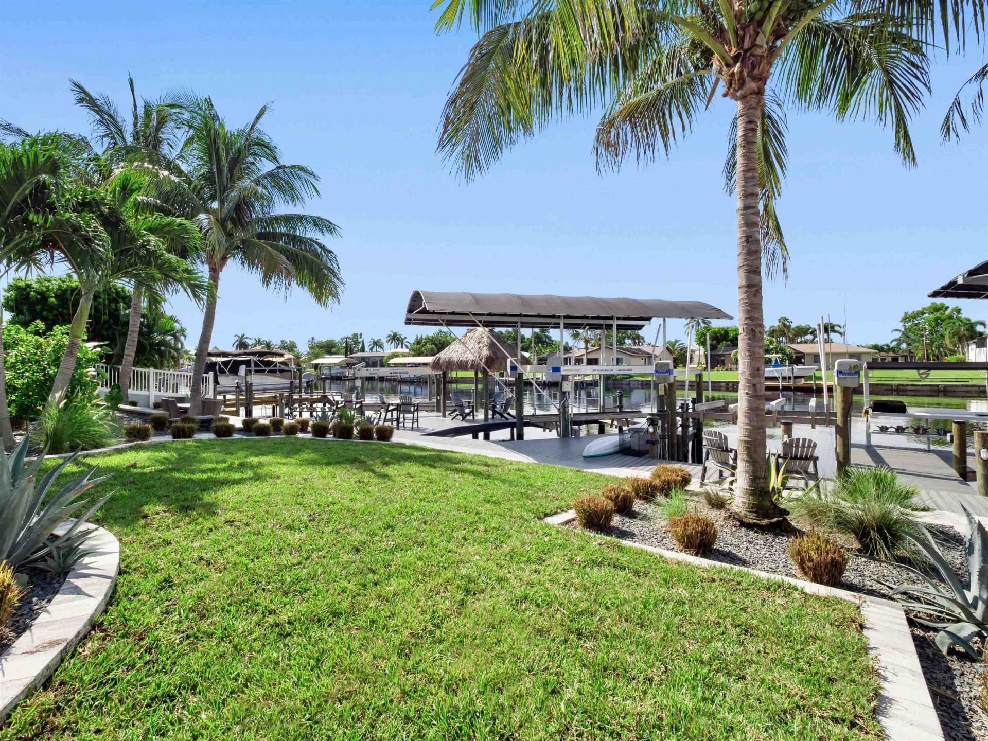 1912 SE 33rd Ter, Cape Coral, FL 33904 Photo