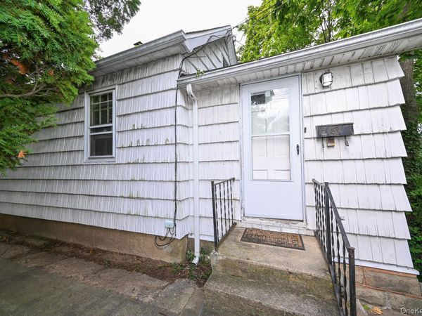 41 Porter Street , Elmont, NY 11003