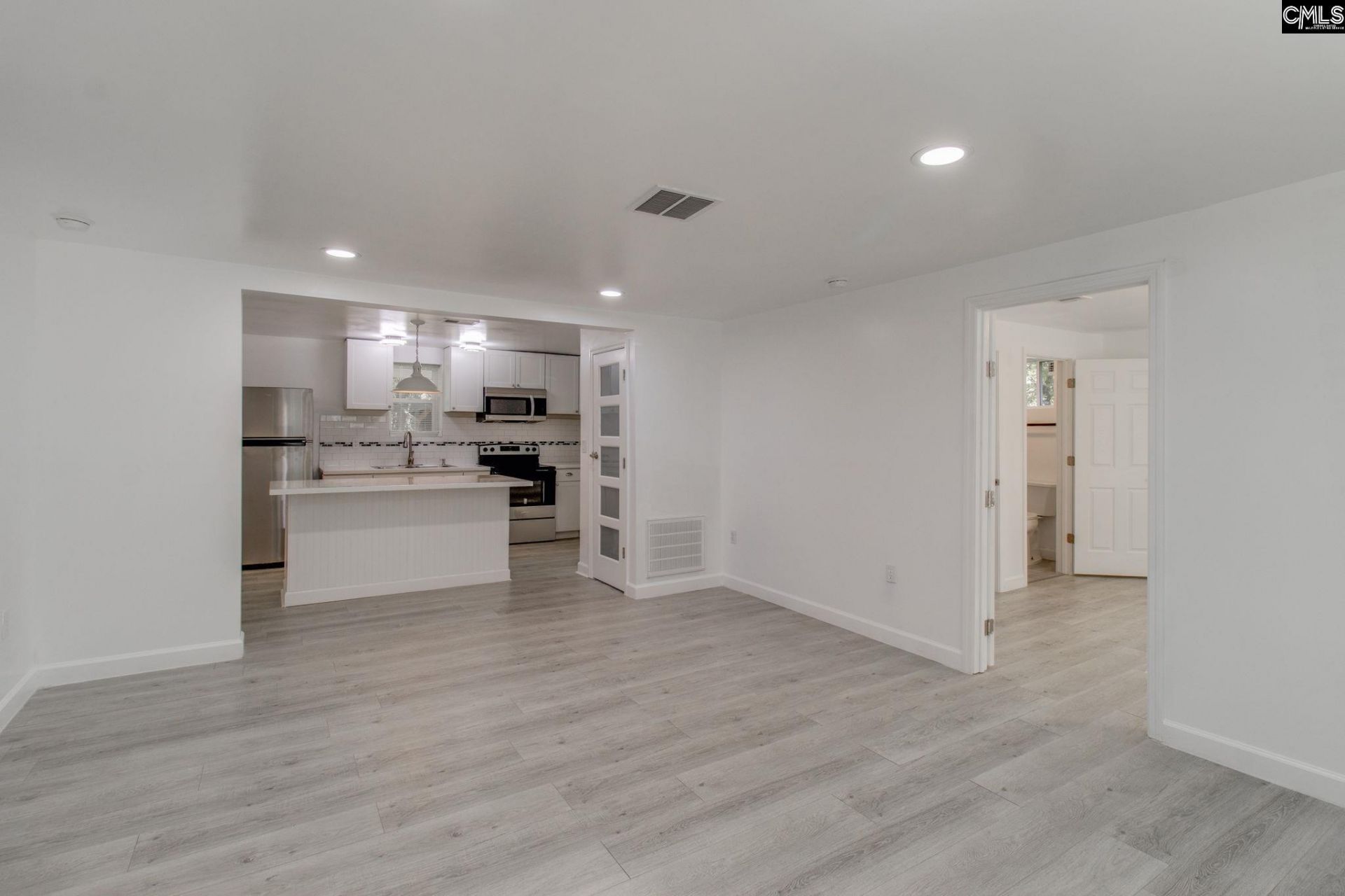 2209 Altas Road  Photo 5
