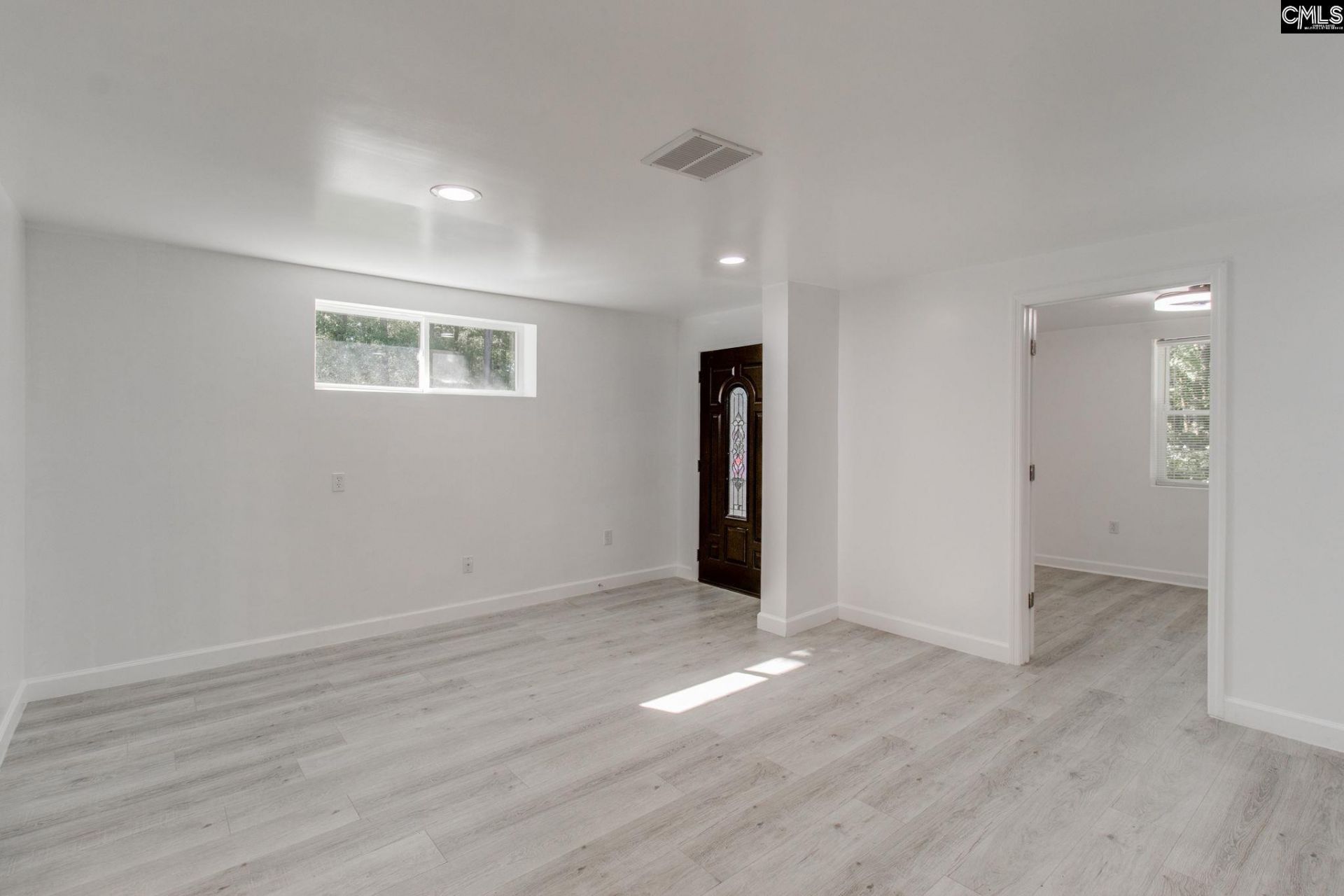 2209 Altas Road  Photo 7
