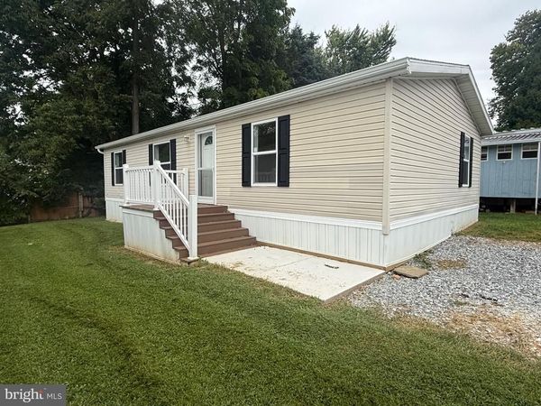 100 MARKET STREET, Unit 16, BAINBRIDGE, PA 17502