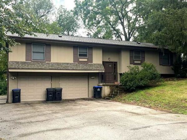 1108 10th Street, Coralville, IA 52241