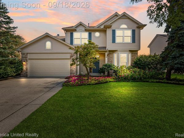 1030 Shetland Drive, South Lyon, Mi 48178