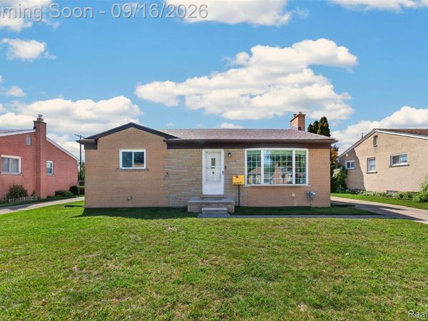 32137 Hees Street , Livonia, Mi 48150