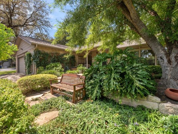 1904 Stoneridge RD, Austin, TX 78746