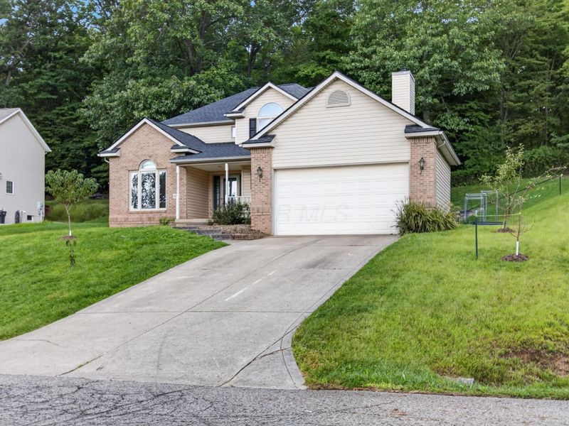 672 Alpine Circle, Heath, OH 43056 Photo 4
