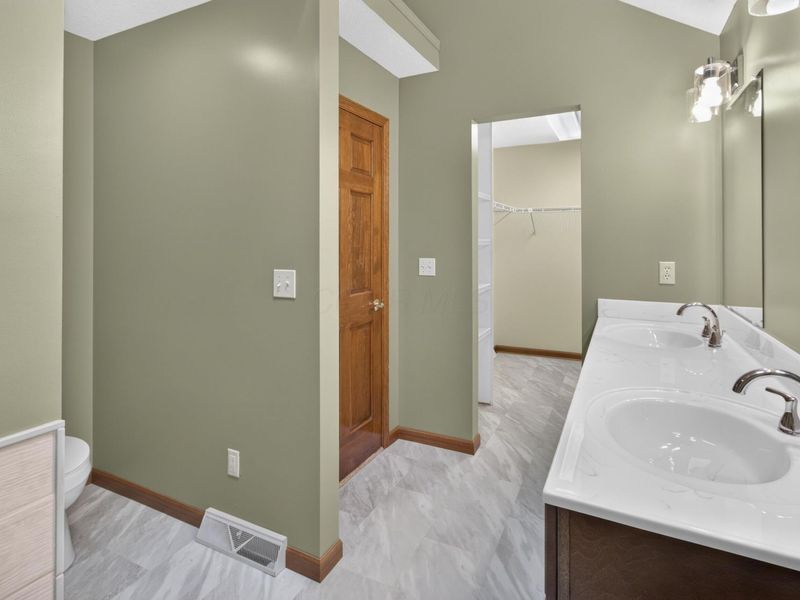 672 Alpine Circle, Heath, OH 43056 Photo 46