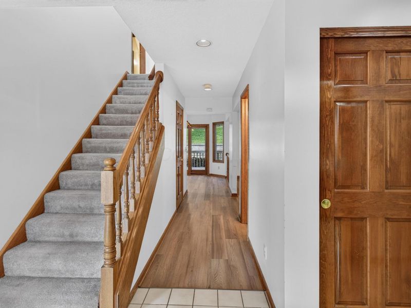 672 Alpine Circle, Heath, OH 43056 Photo 6