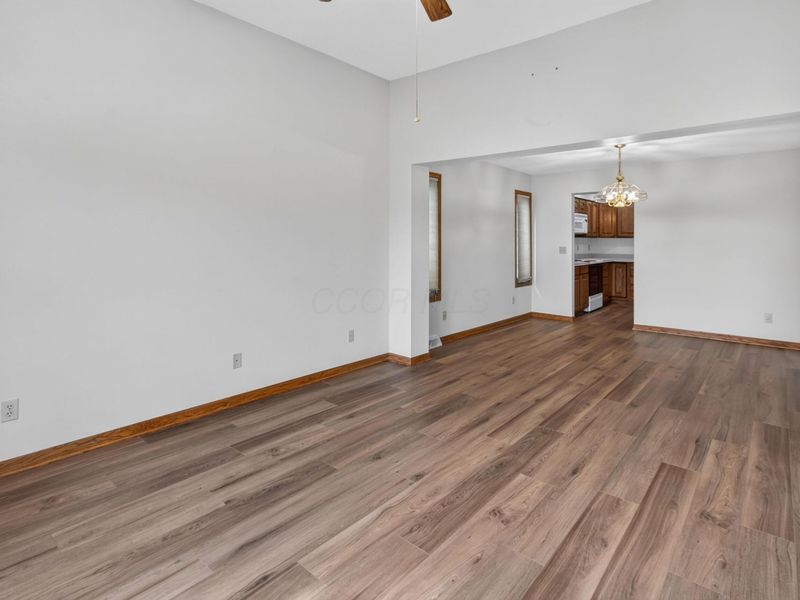 672 Alpine Circle, Heath, OH 43056 Photo 9