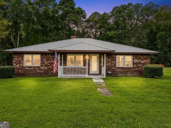 103 W Magnolia Avenue, Kingsland, GA 31548