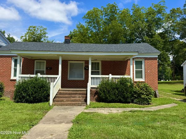 1105 College Street, Kinston, NC 28501