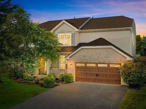 608 WHALEN Court , North Aurora, IL 60542