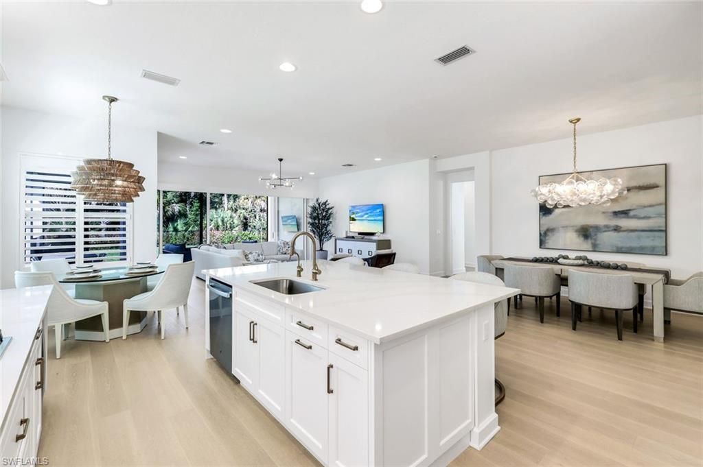12255 Bonnet Dr, Naples, FL 34120 Photo