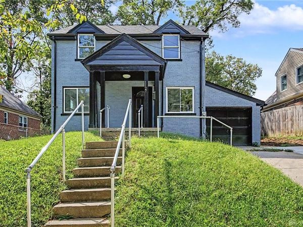 1127 Cedar Avenue, Cincinnati, OH 45224
