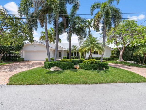 3061 NE 39th St, Fort Lauderdale, FL 33308