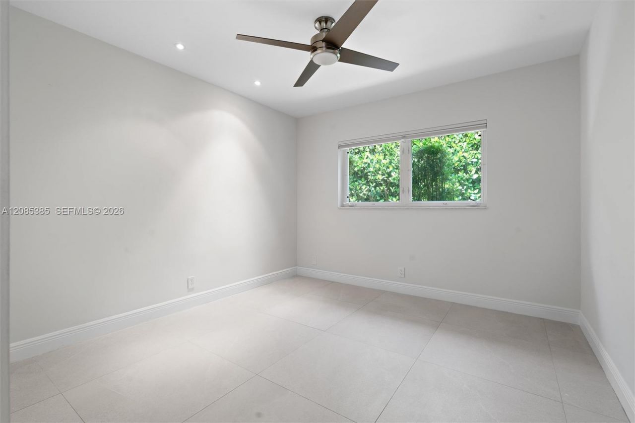 3061 NE 39th St, Fort Lauderdale, FL 33308 Photo