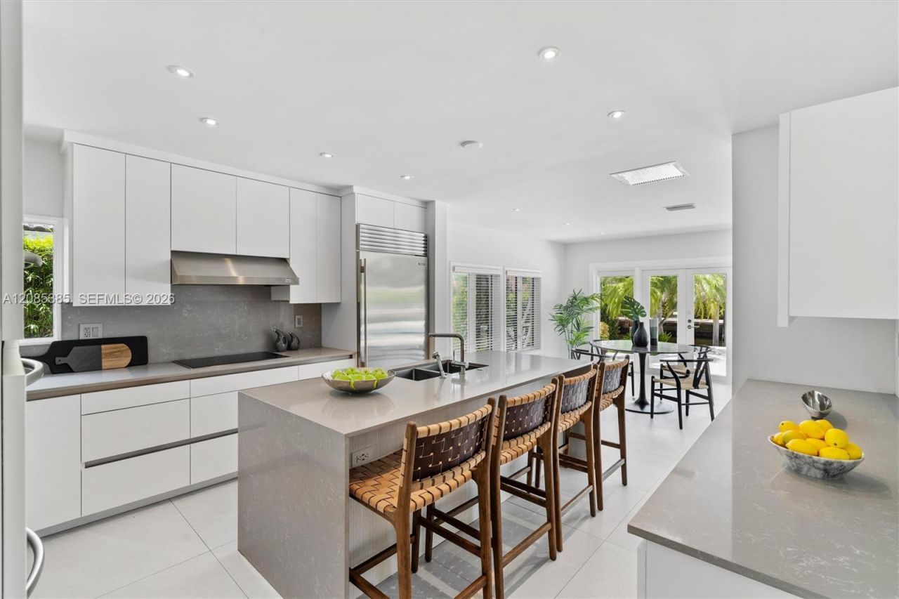 3061 NE 39th St, Fort Lauderdale, FL 33308 Photo
