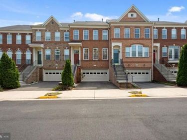 22052 DILWORTH SQUARE, BROADLANDS, VA 20148