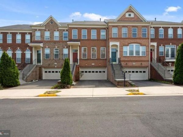 22052 DILWORTH SQUARE, BROADLANDS, VA 20148