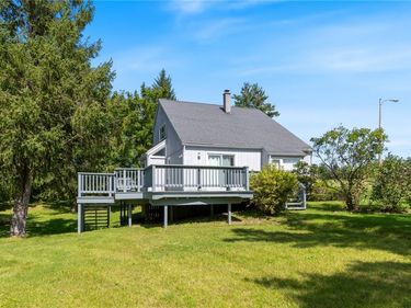 3990 County Road 40 , Bloomfield, NY 14469