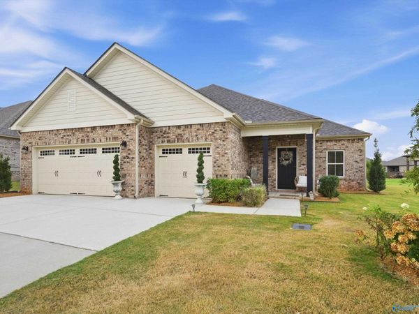 14754 Willow Rose Lane, Athens, AL 35613