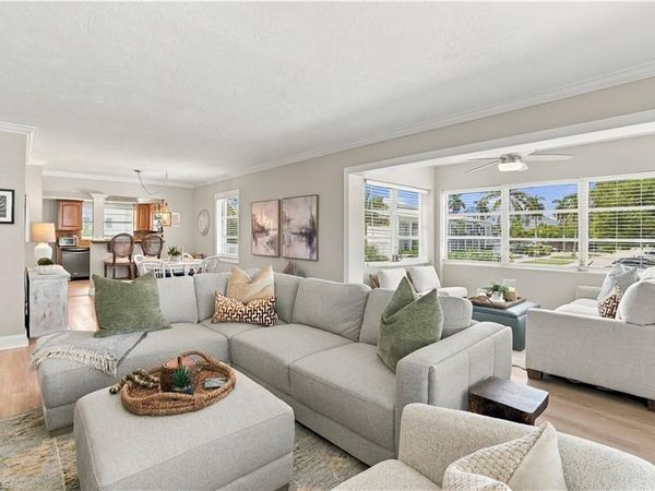 1100 8th AVE S, Unit 210B, NAPLES, FL 34102