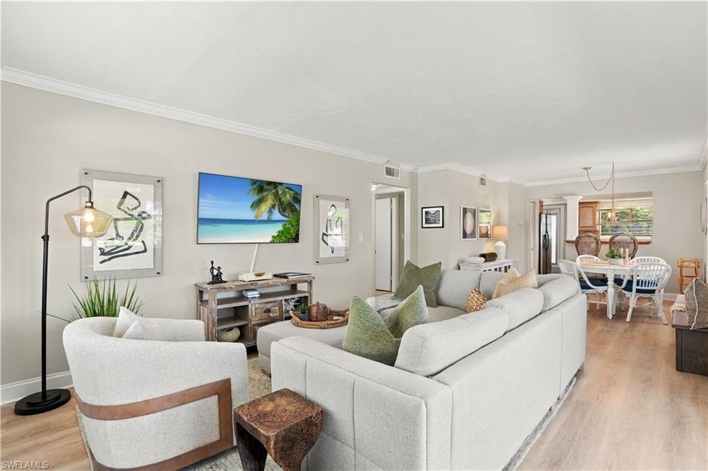 1100 8th Ave S, Unit 210B, Naples, FL 34102 Photo