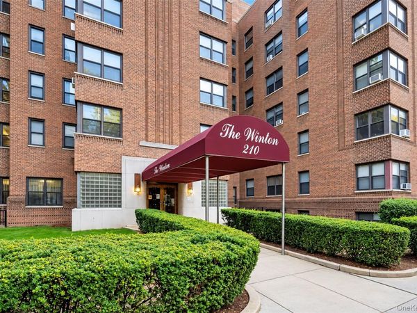 210 Martine Avenue, Unit 5L, White Plains, NY 10601
