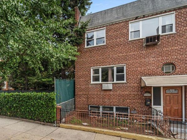 31-81 45th Street , Astoria, NY 11103