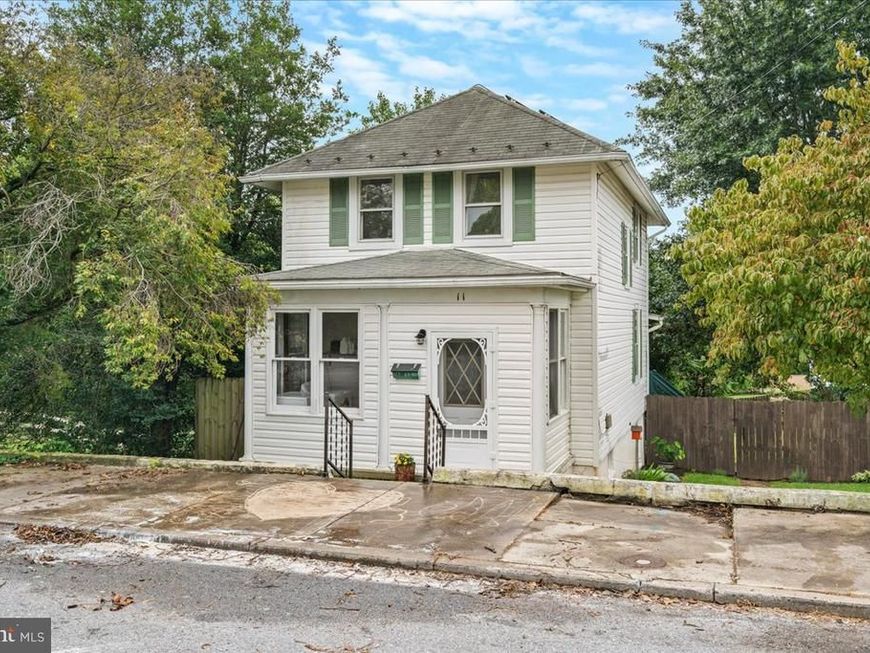 11 E H Street, Brunswick, MD 21716 Main Photo