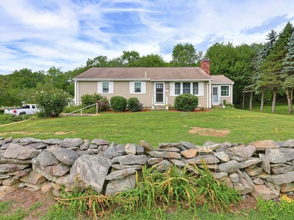 605 Wood Street, Swansea, MA 02777