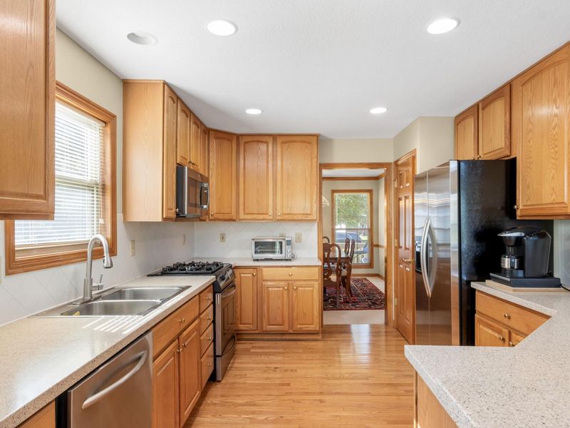 2059 Alum Village Drive, Lewis Center, OH 43035 Photo 14