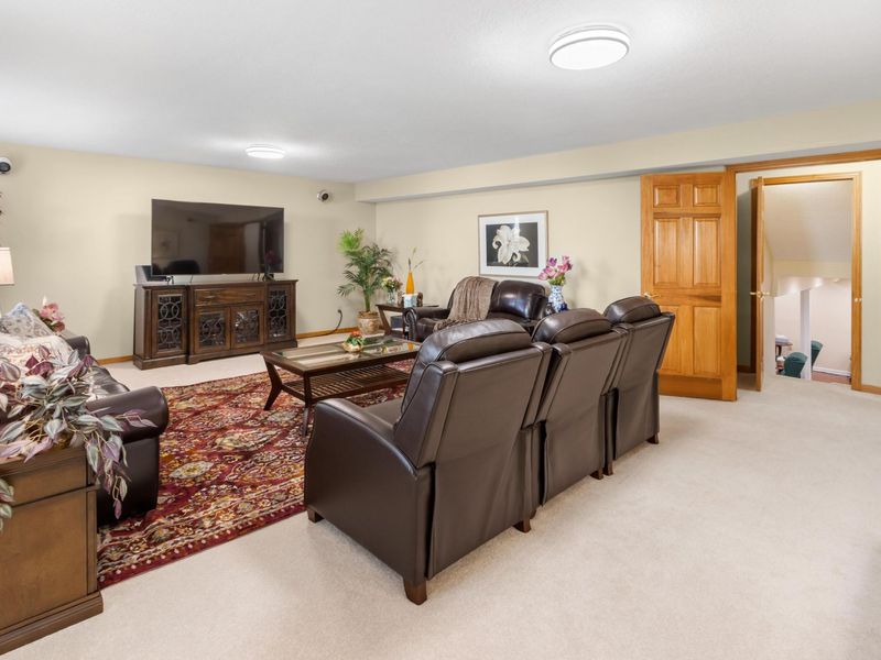 2059 Alum Village Drive, Lewis Center, OH 43035 Photo 32