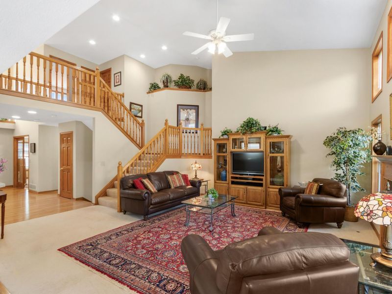 2059 Alum Village Drive, Lewis Center, OH 43035 Photo 8