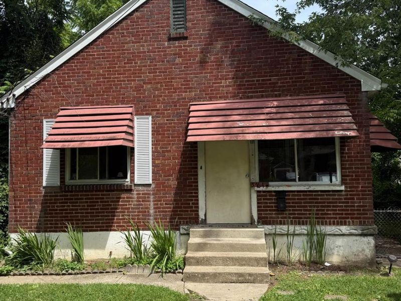 5764 Kenneth Avenue, Cincinnati, OH 45224 Photo 1