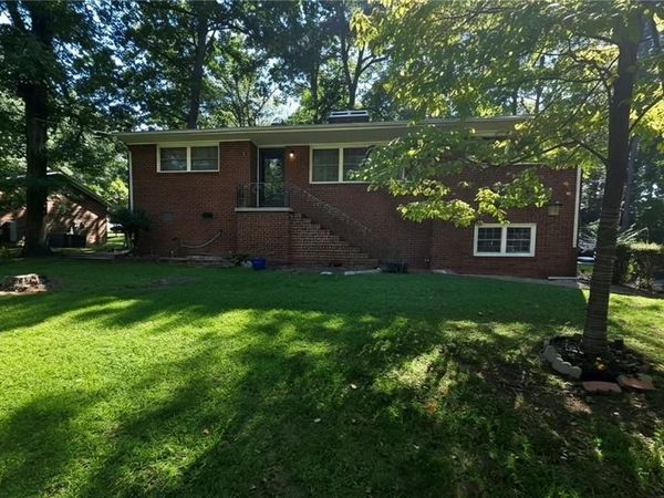 104 Oak Lane, Randleman, NC 27317