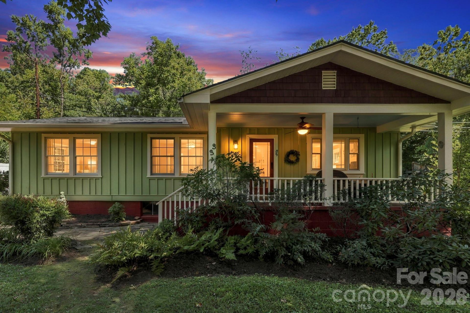 33 Pinecroft Road, Asheville, NC 28804 Main Photo