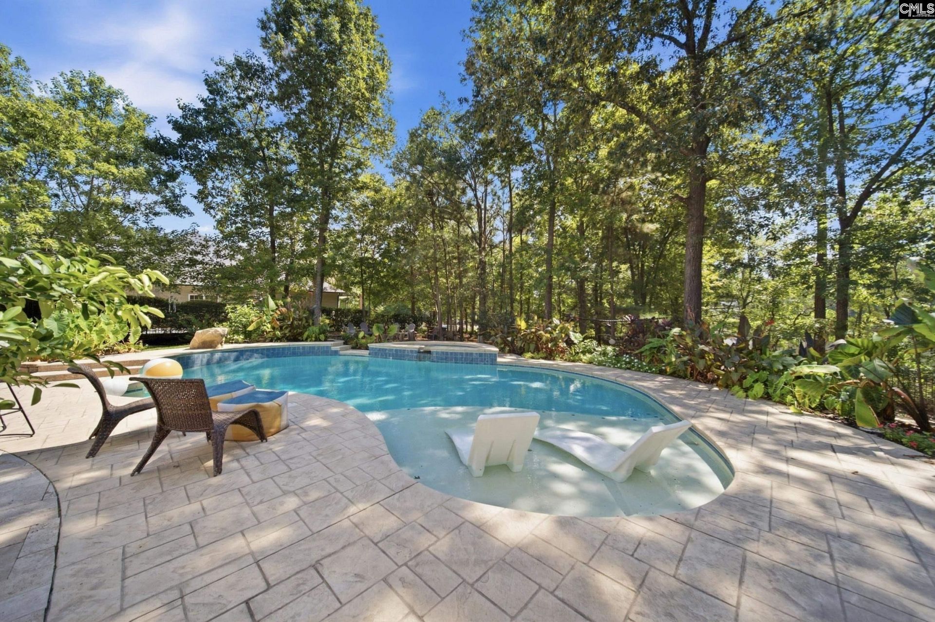 718 Sparrow Hawk Court Photo 26