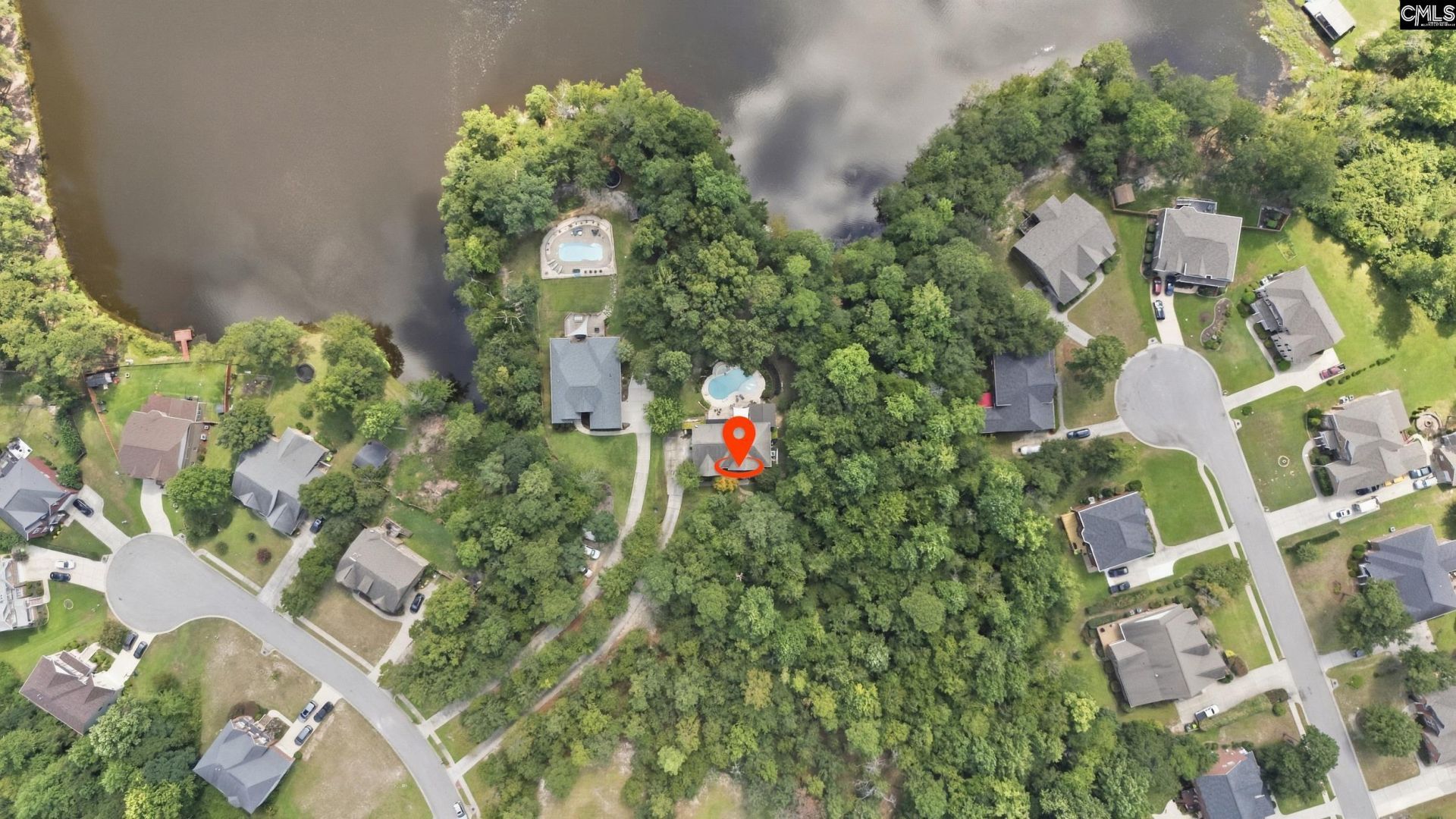 718 Sparrow Hawk Court Photo 34