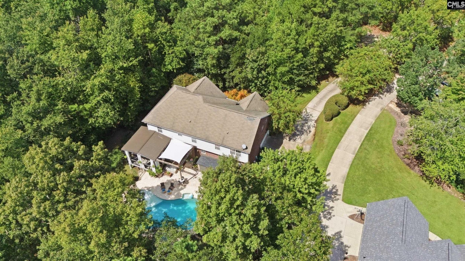 718 Sparrow Hawk Court Photo 35