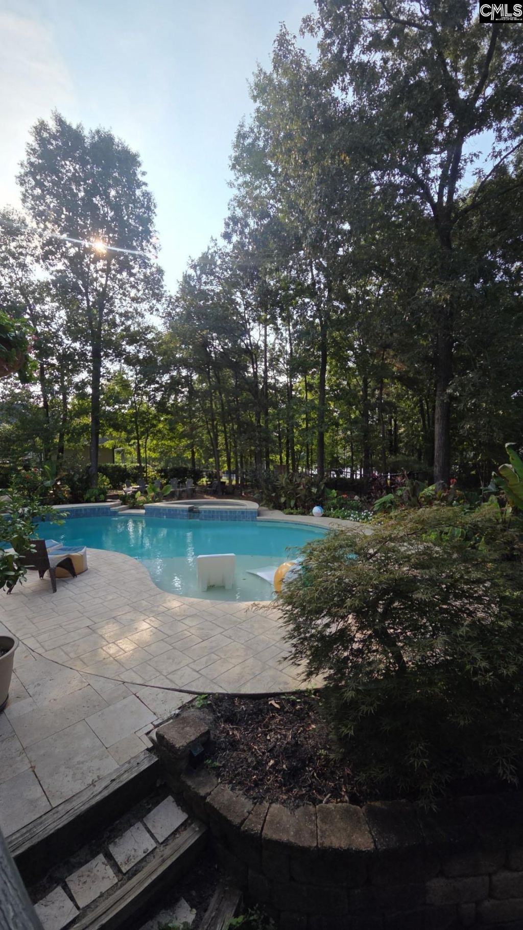 718 Sparrow Hawk Court Photo 47