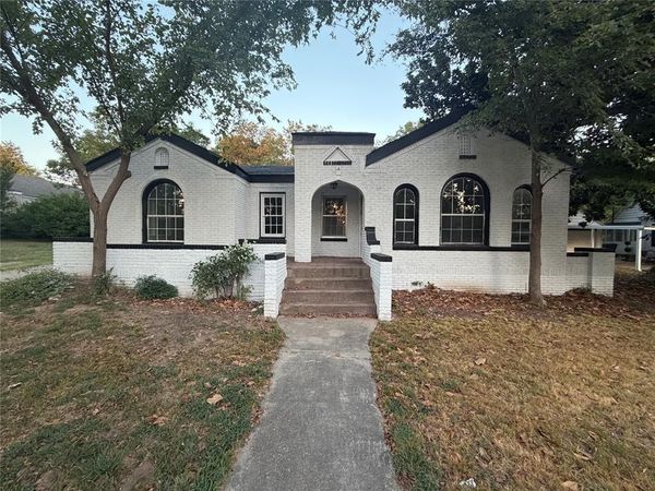 1107 Bluff View Drive, Wewoka, OK 74884