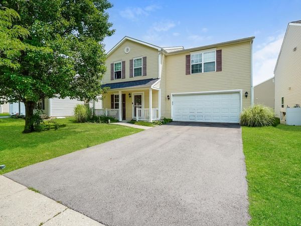 8003 Beardsley Avenue , Blacklick, OH 43004