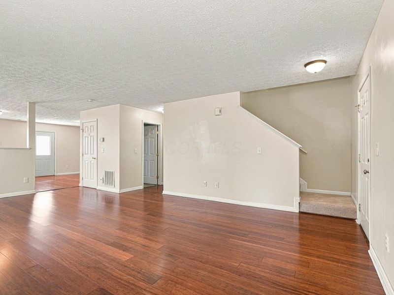 8003 Beardsley Avenue, Blacklick, OH 43004 Photo 2