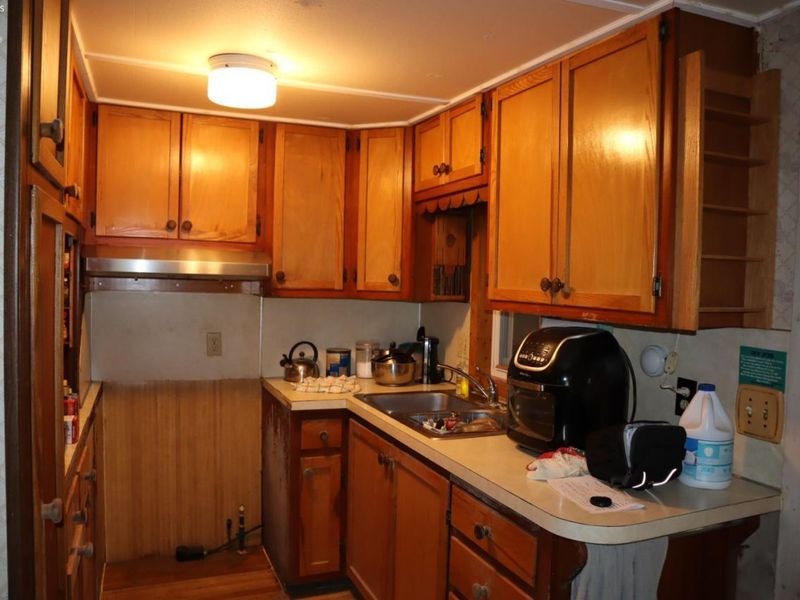 9301 River Road, Huron, OH 44839 Photo 6